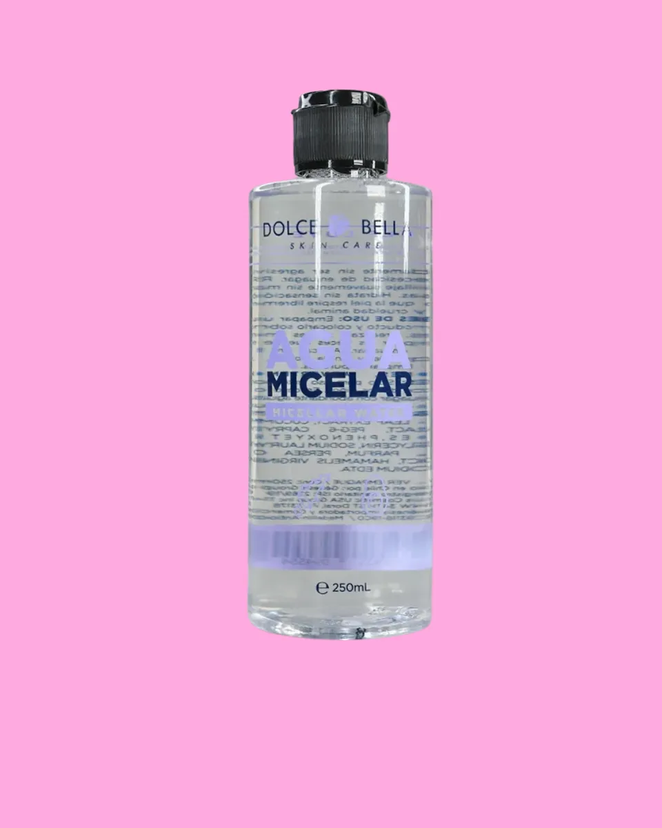 Agua micelar